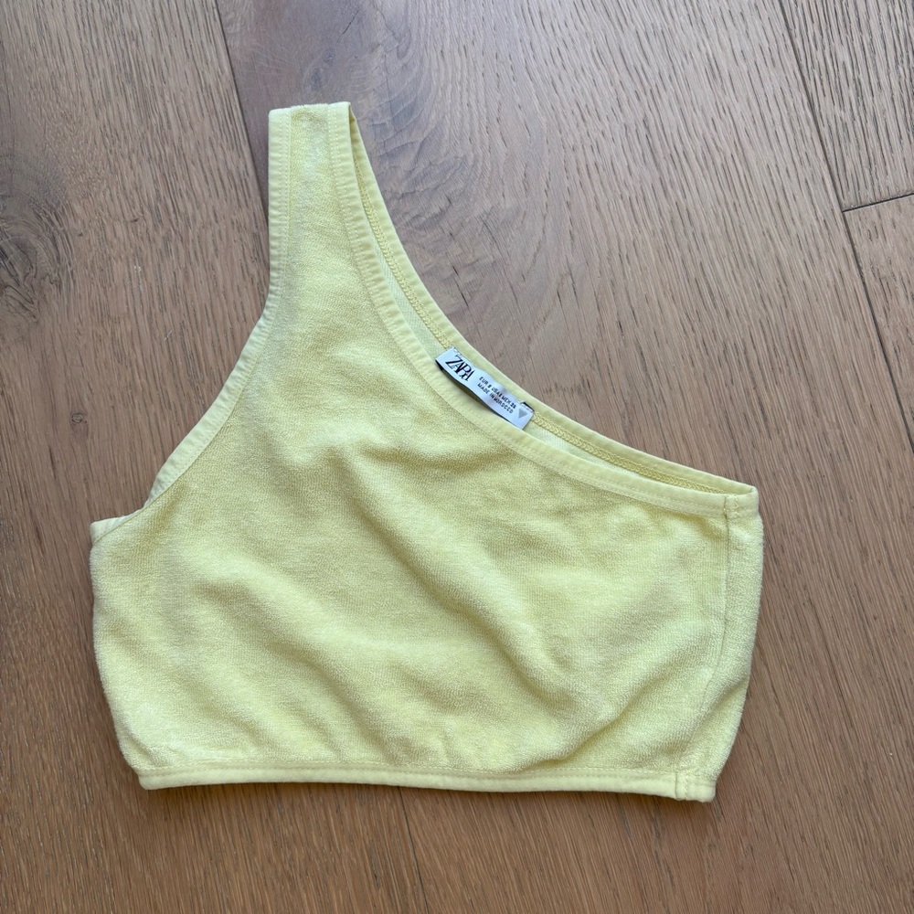 Zara Lemon Asymmetrical Crop Top